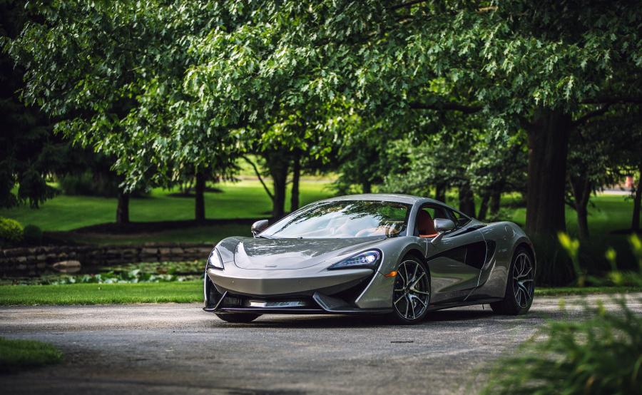  McLaren 570S Coupe 2015 года  (US) (фото 6 из 26)